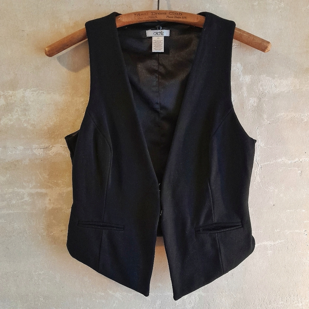 502a. black vintage Cache 2000s y2k sleeveless suit vest, XS